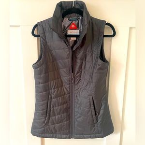 Grey Columbia vest